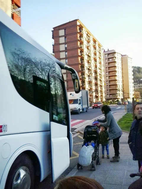 Anzizar bus parada